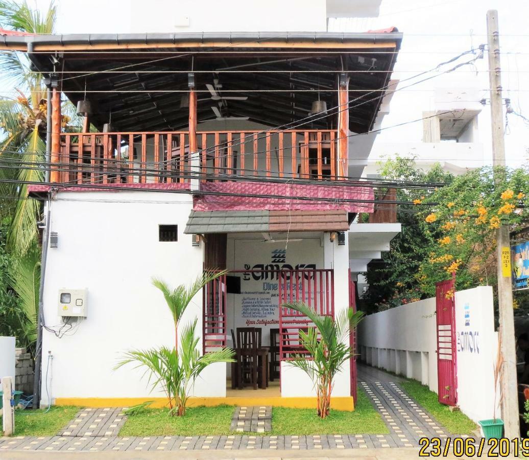 Hotel The Amora Arugam Bay Exterior foto